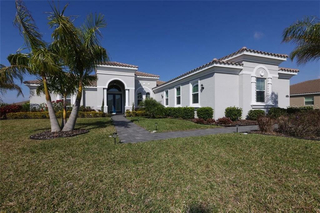 Property Photo: 16623 6th Avenue E FL 34212