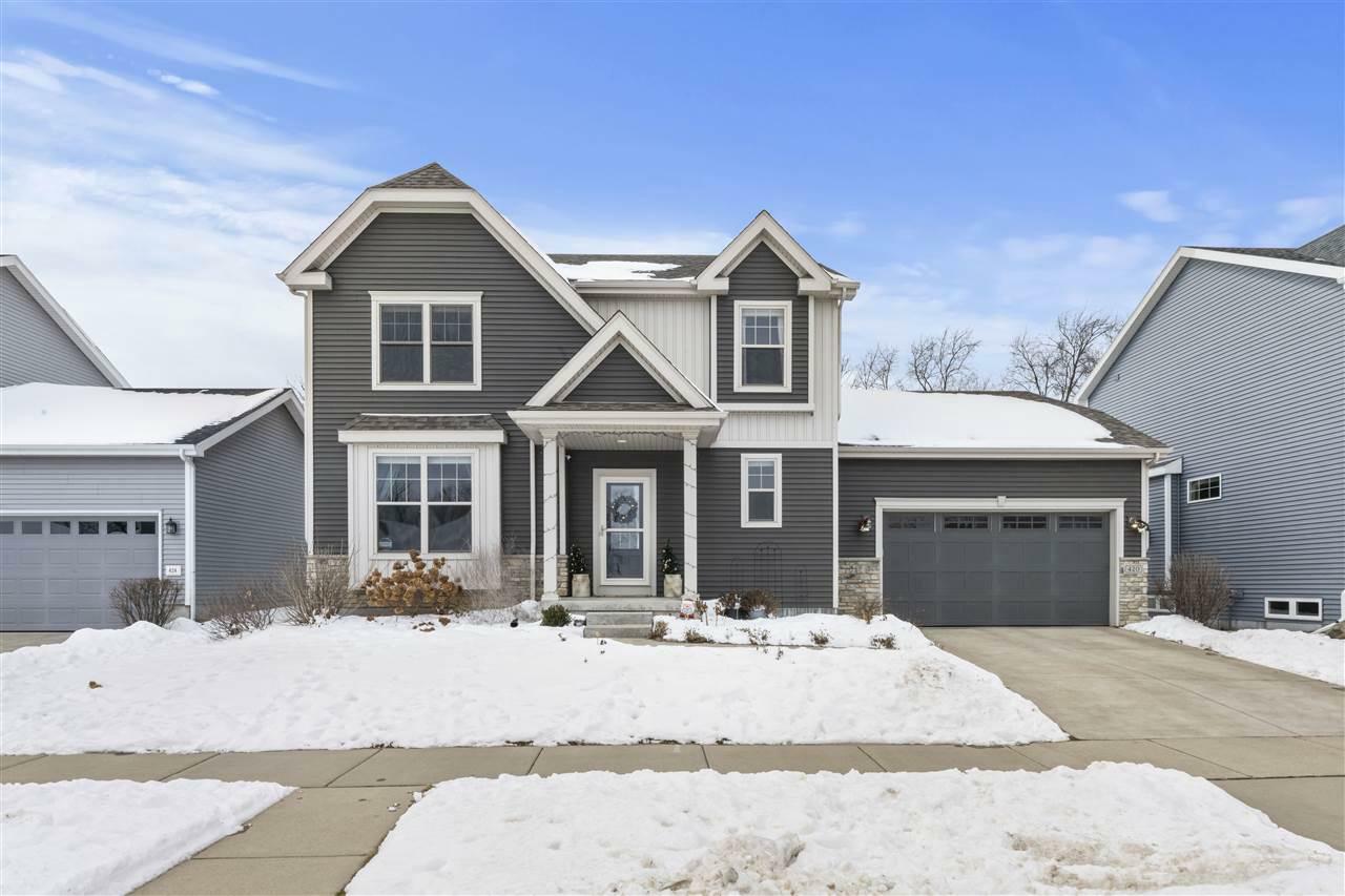 Property Photo:  420 Sugar Maple Ln  WI 53593 