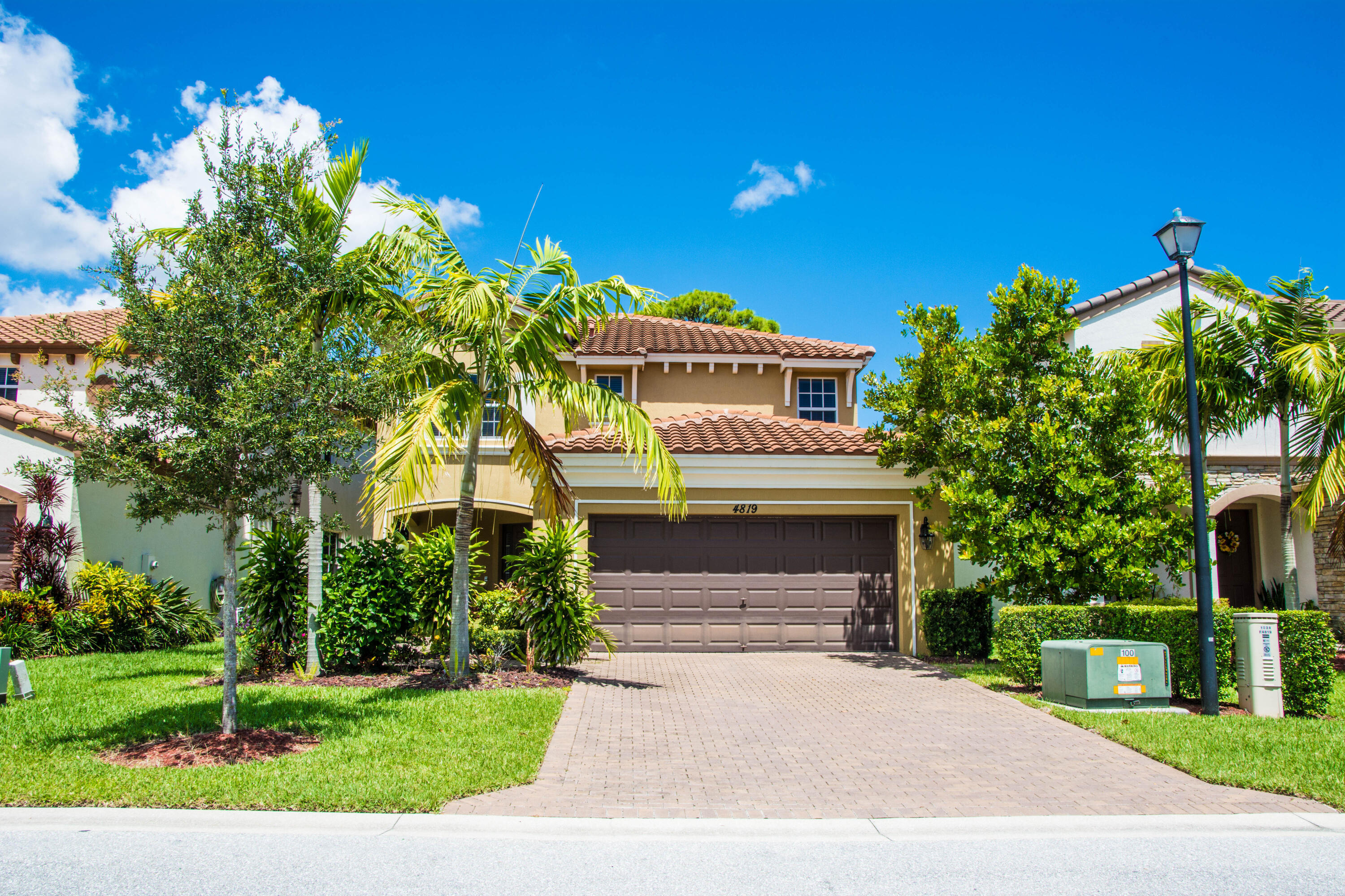Property Photo: 4819 Capital Drive FL 33463