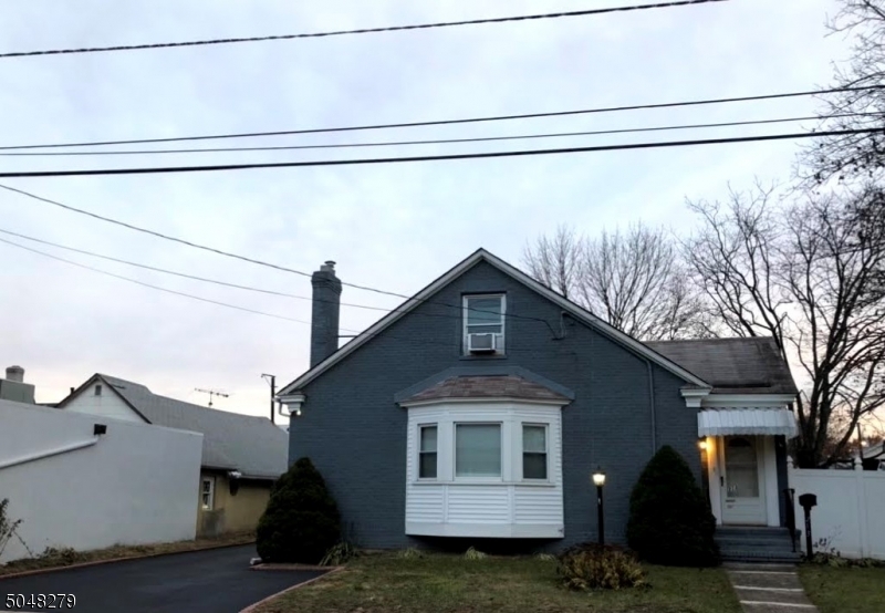 Property Photo:  213 S 6th Ave  NJ 08835 