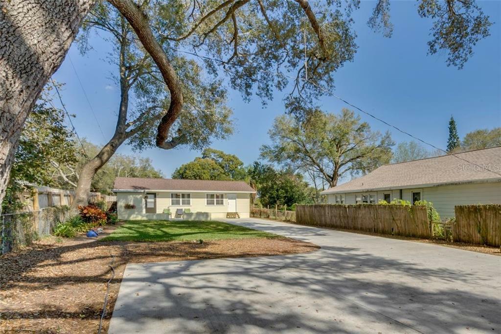 Property Photo:  1701 Weeks Avenue  FL 32806 