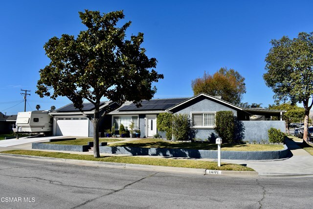 Property Photo:  1491 Pinto Street  CA 93065 