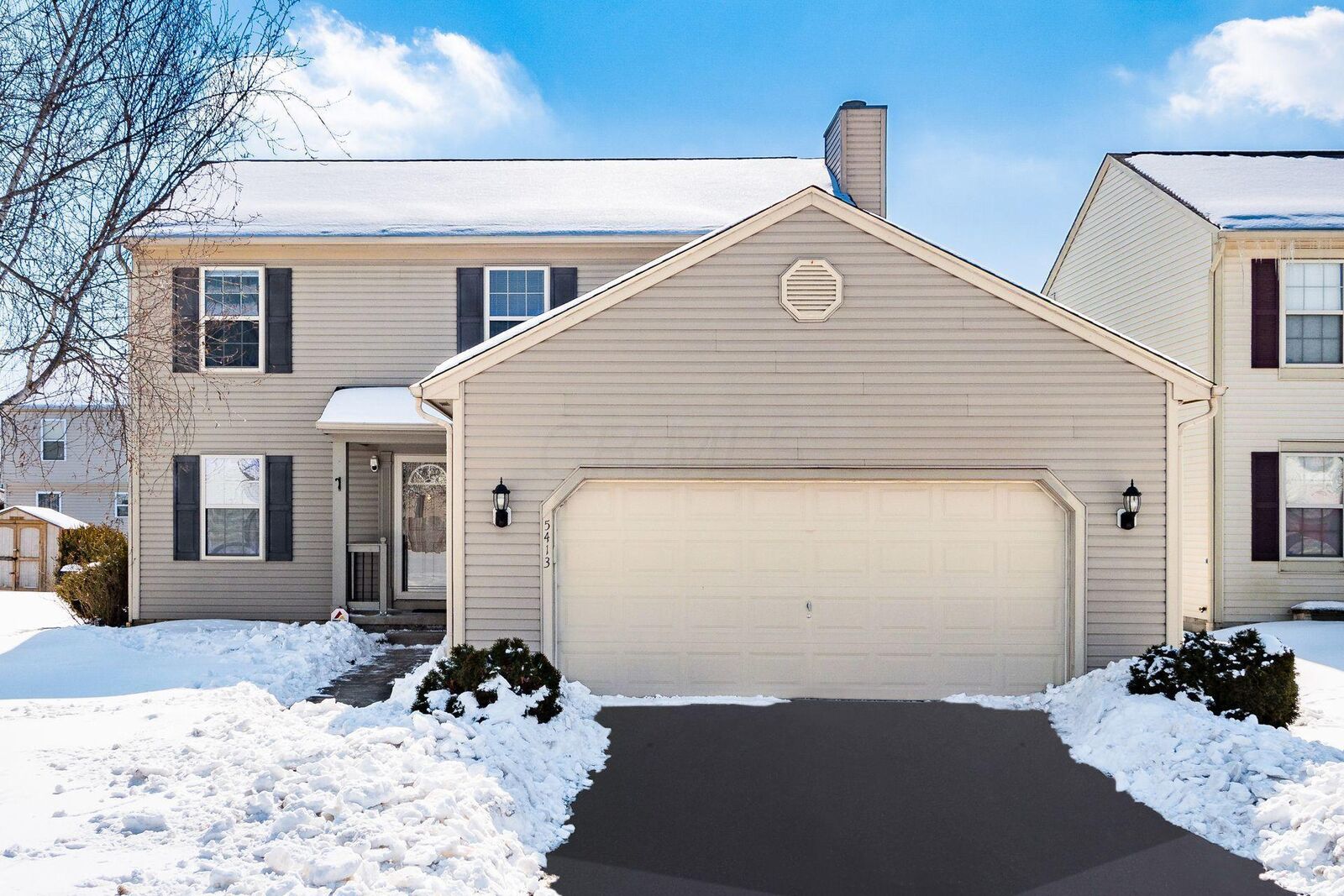 Property Photo:  5413 Jack Russell Way Way  OH 43232 