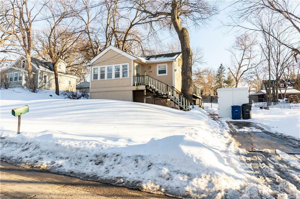 Property Photo:  419 E Bell Avenue  IA 50315 