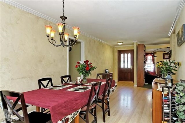 Property Photo:  1076 Rambling Road  CA 93065 