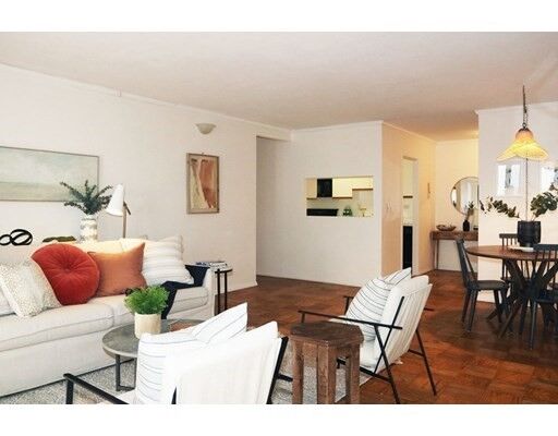Property Photo:  6 Whittier Pl 14M  MA 02114 