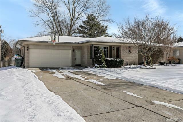 Property Photo:  53366 Northrup Drive  MI 48316 