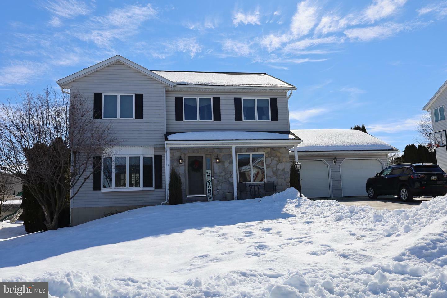 Property Photo: 6 Palm Lane PA 17042