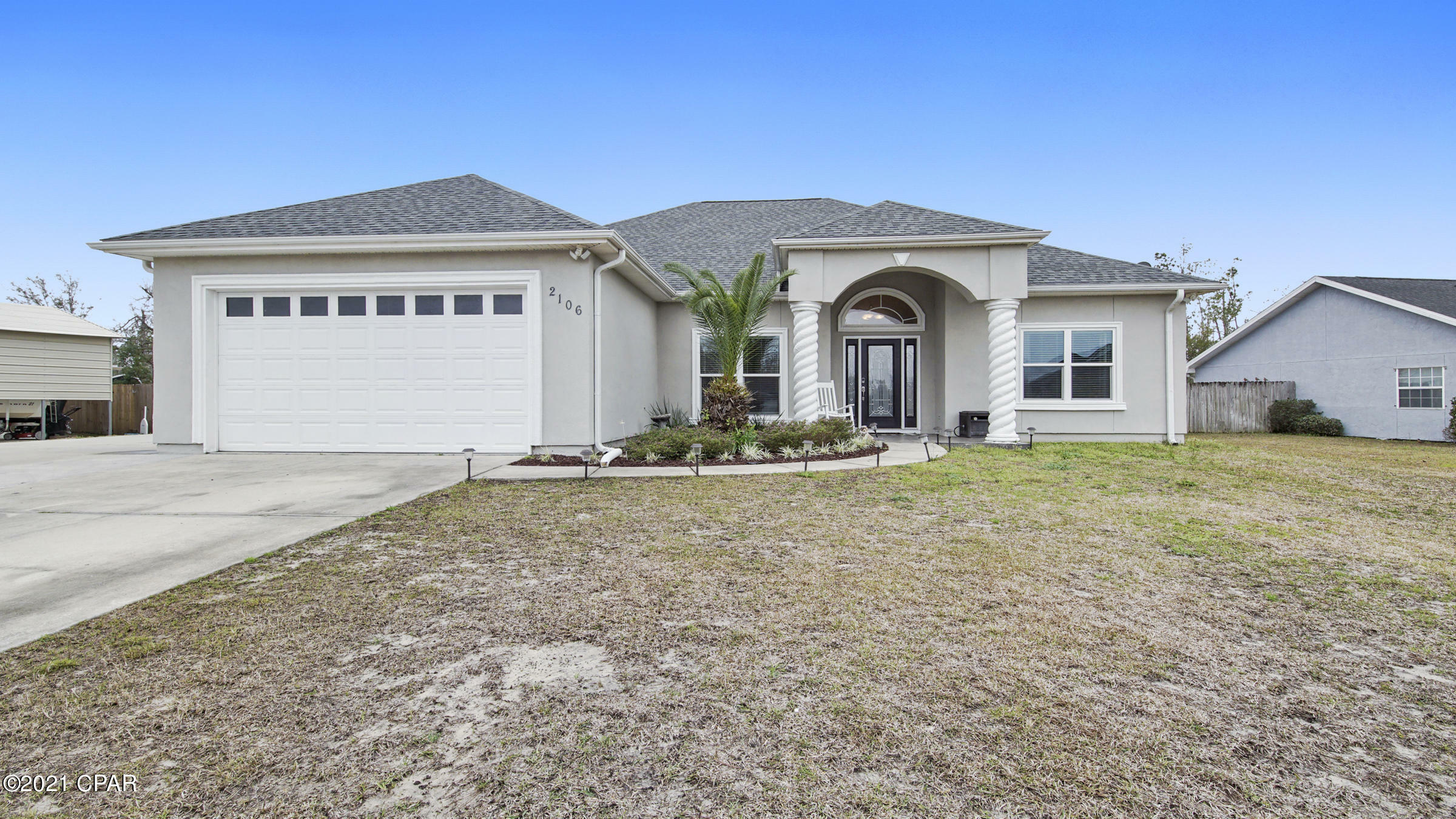 Property Photo: 2106 Andrews Road FL 32444