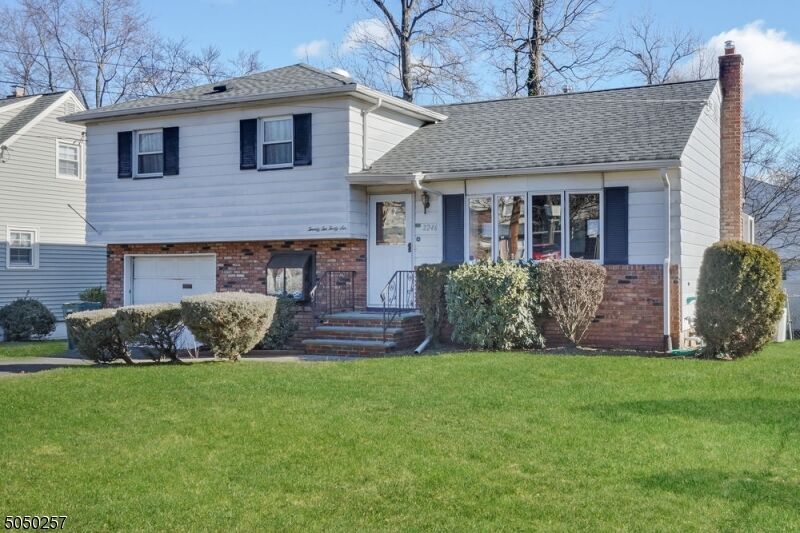 Property Photo: 2246 Algonquin Dr NJ 07076