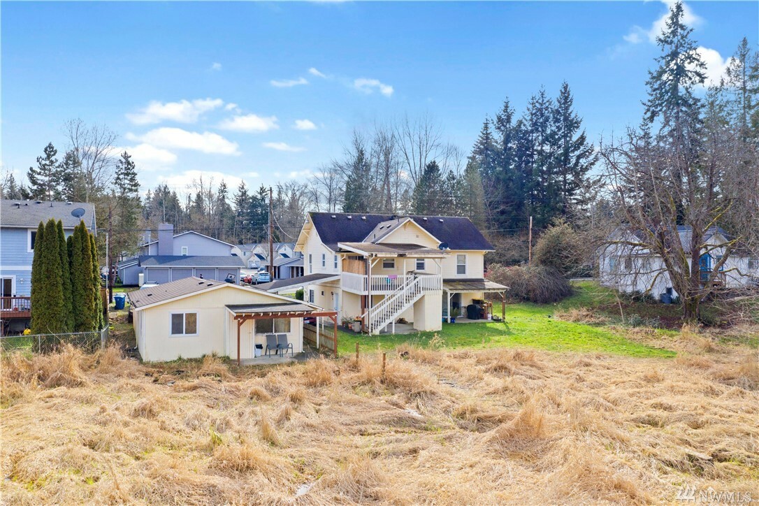 Property Photo:  12507 16th St NE  WA 98258 