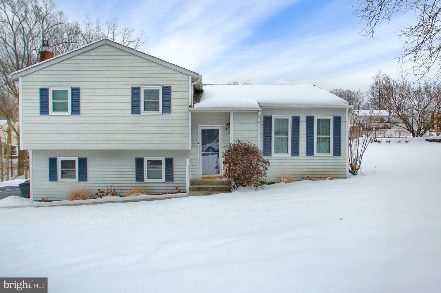 Property Photo:  120 Bobby Jones Drive  PA 17319 