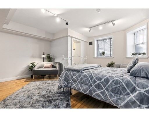 Property Photo: 4 Arlington Street 10 MA 02140