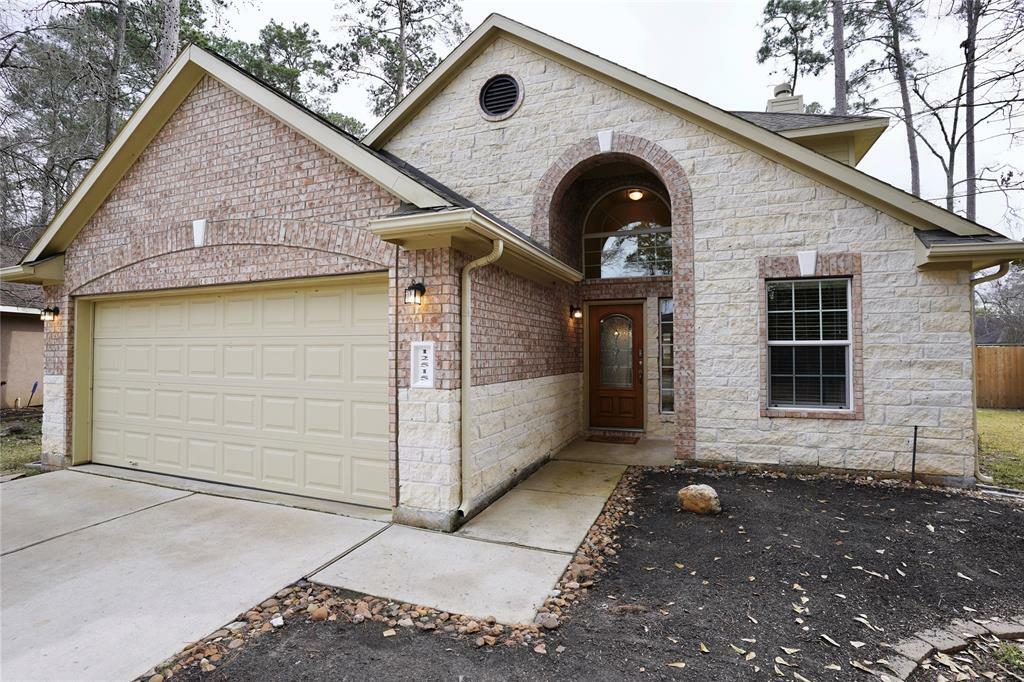 Property Photo:  12515 Lake Shore Drive  TX 77356 