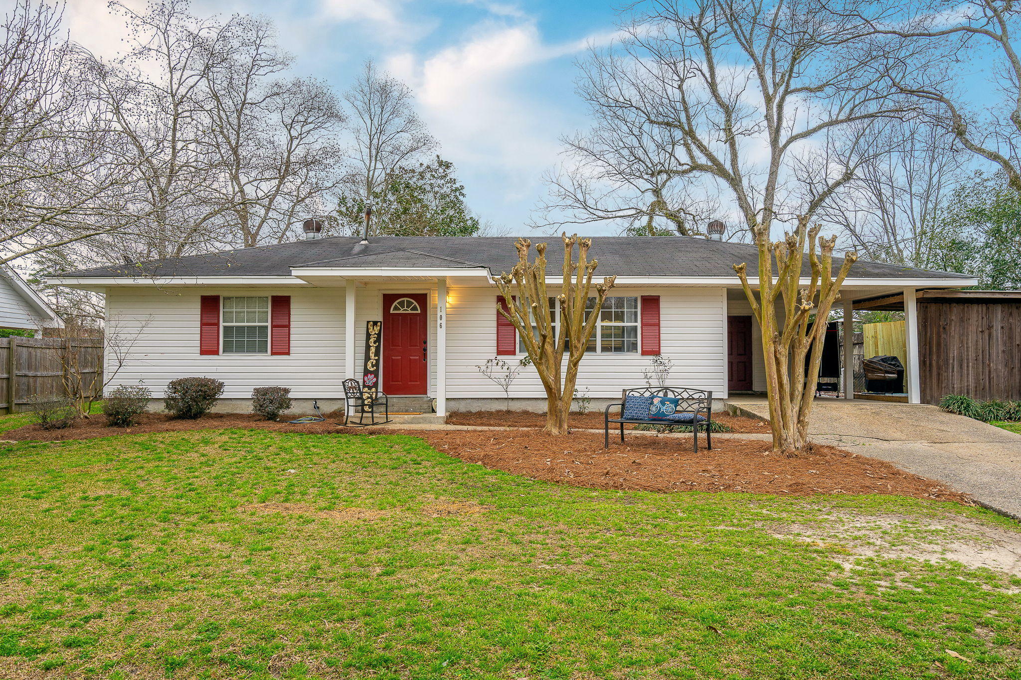 Property Photo: 106 Clark St. MS 39465