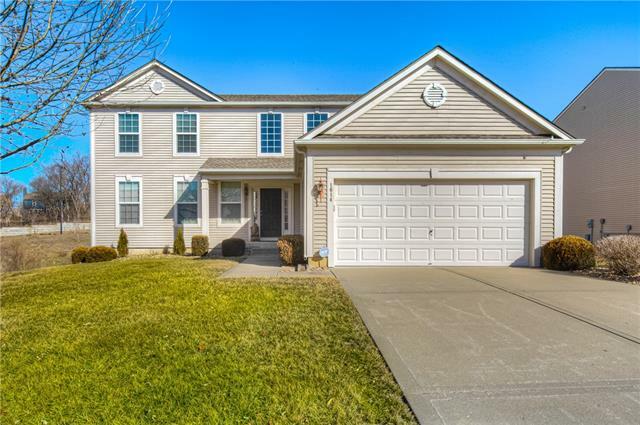 Property Photo: 1614 NW 55th Terrace MO 64118