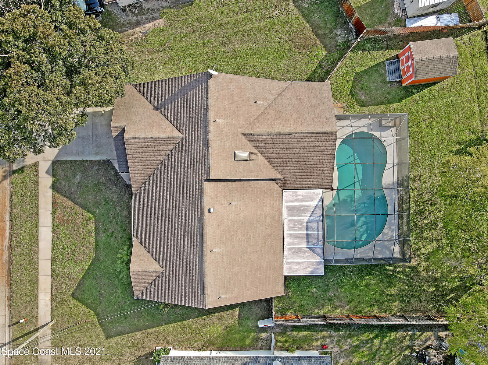 Property Photo: 960 Lundy Drive FL 32796