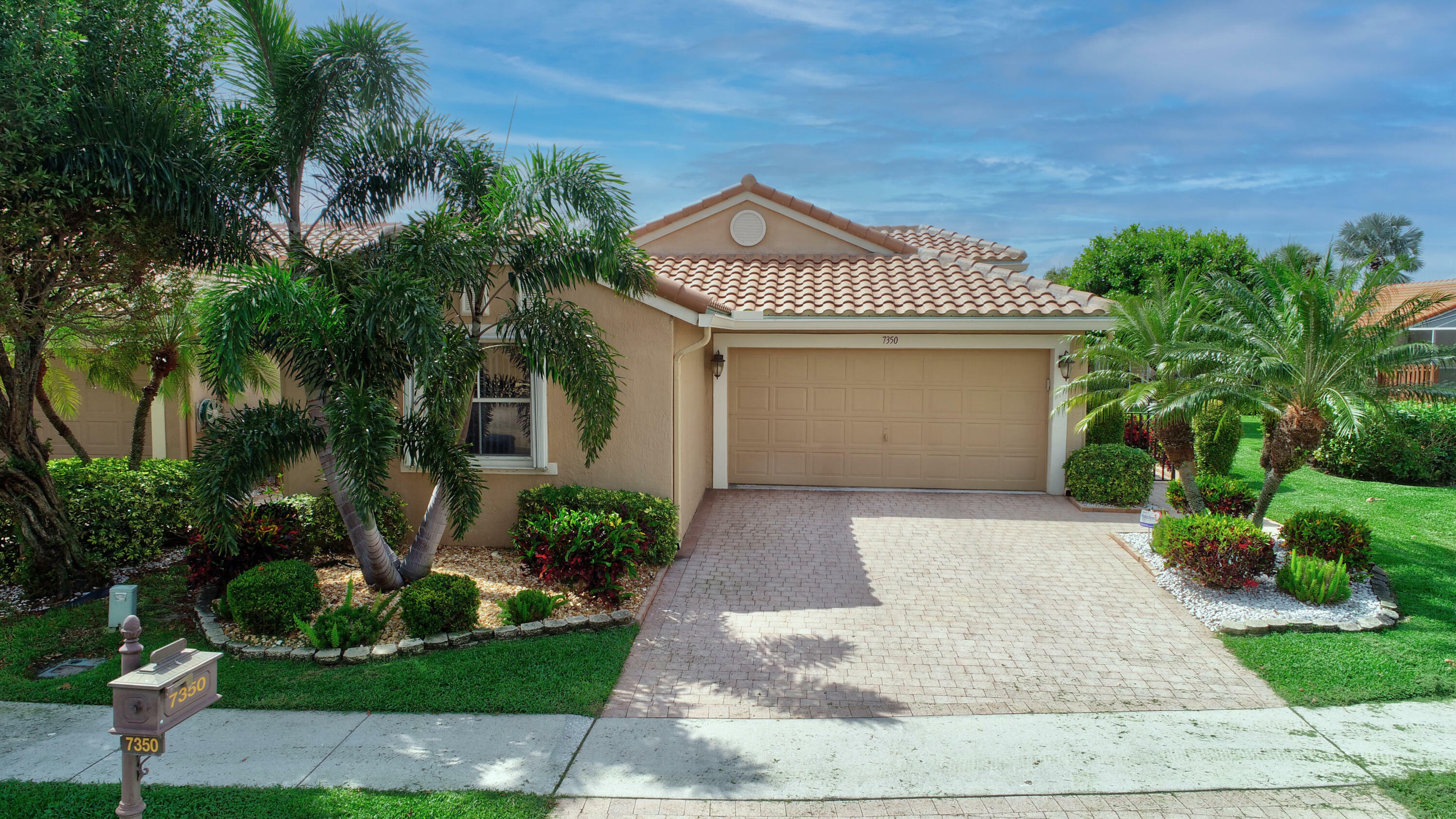 Property Photo:  7350 Chorale Road  FL 33437 