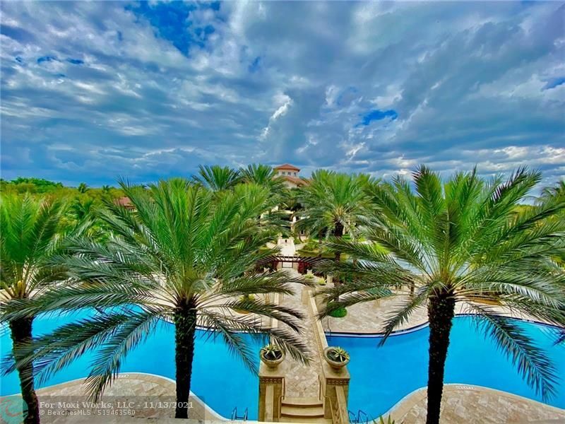 Property Photo:  16102 Emerald Estates Dr 318  FL 33331 