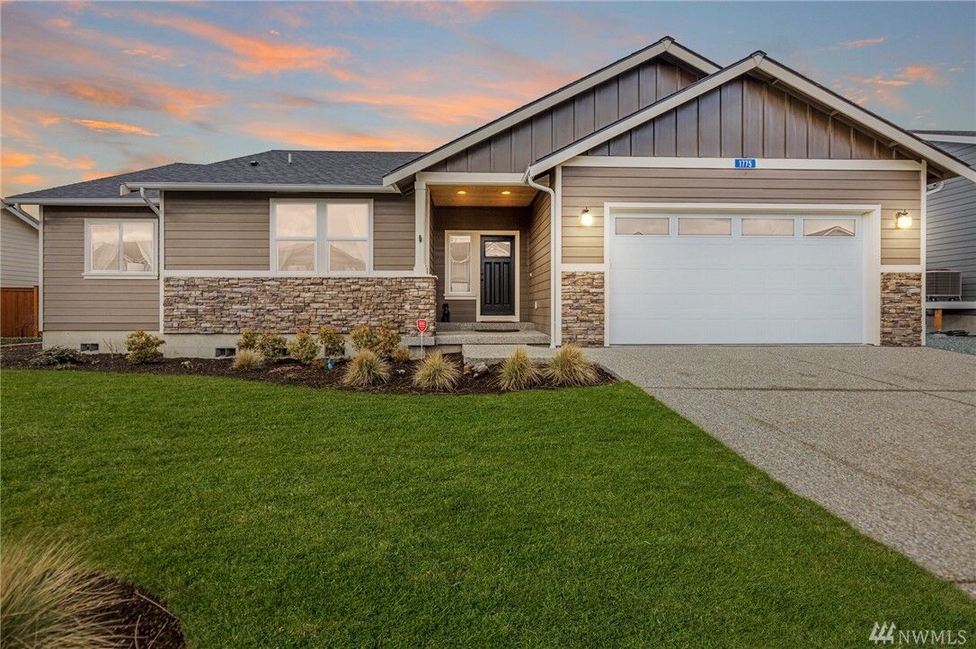 Property Photo: 1775 River Walk Lane WA 98233