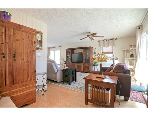 Property Photo: 18 Druid Hill Ave 18 MA 01844