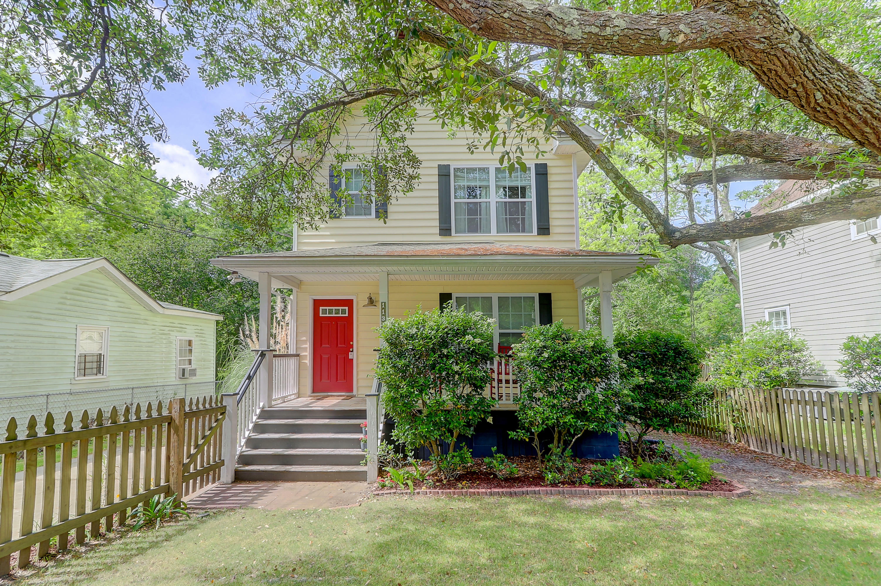 Property Photo:  1134 Davidson Avenue  SC 29407 