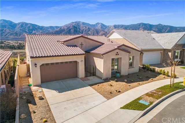 Property Photo:  24371 Crestley Dr  CA 92883 