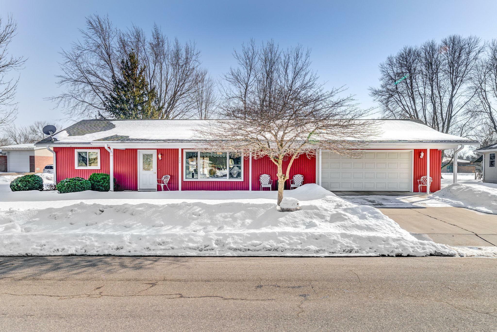 Property Photo:  700 Elm Street  WI 54002 