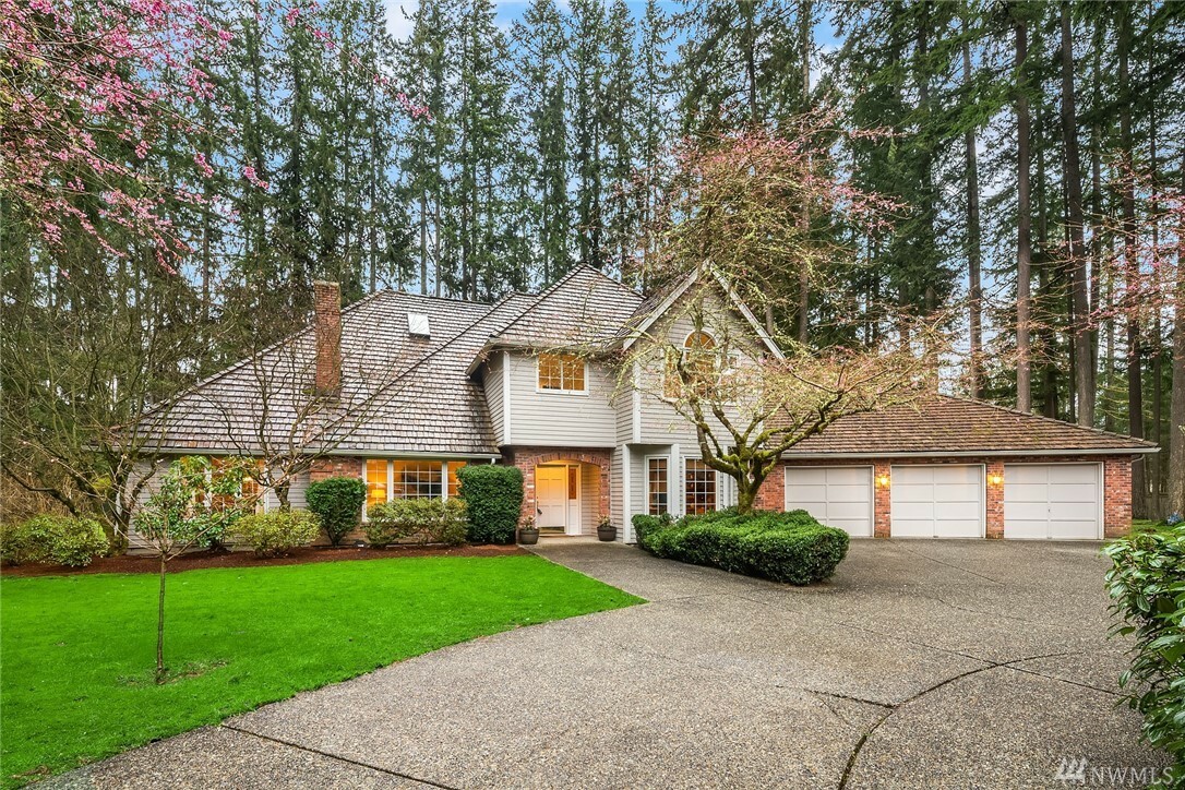 Property Photo: 14232 Bear Creek Rd NE WA 98077