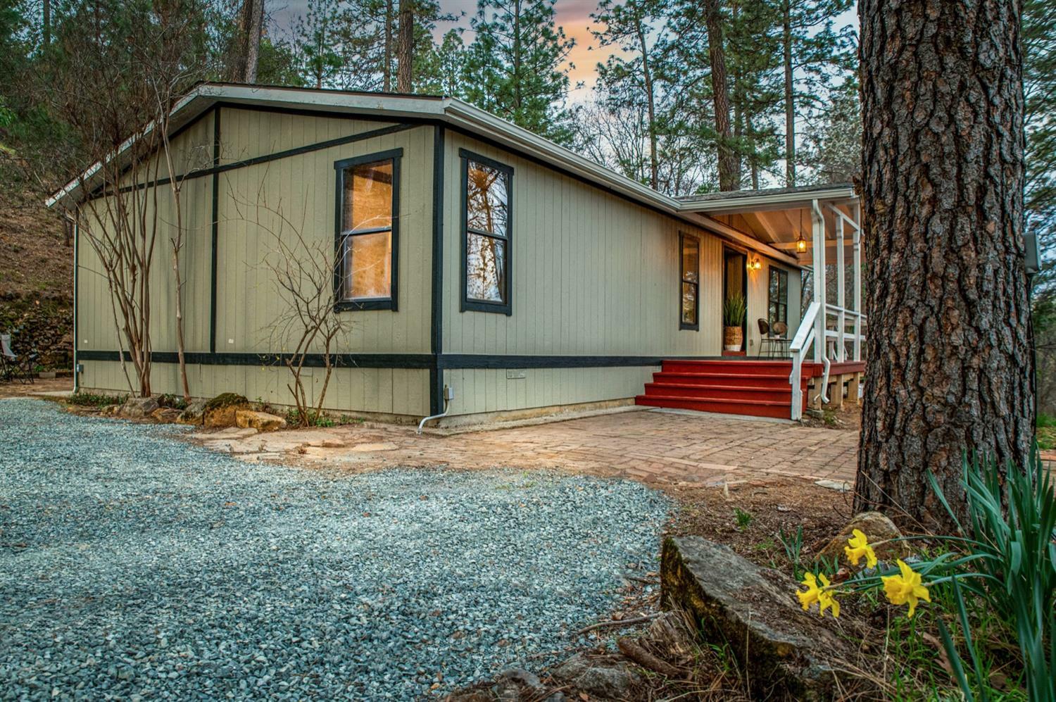 Property Photo: 13804 Bitney Springs Road CA 95959