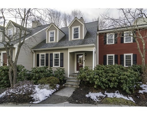 Property Photo: 611 Washington St 202 MA 02482