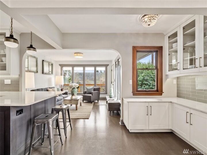 Property Photo: 6755 17th Ave NW WA 98117