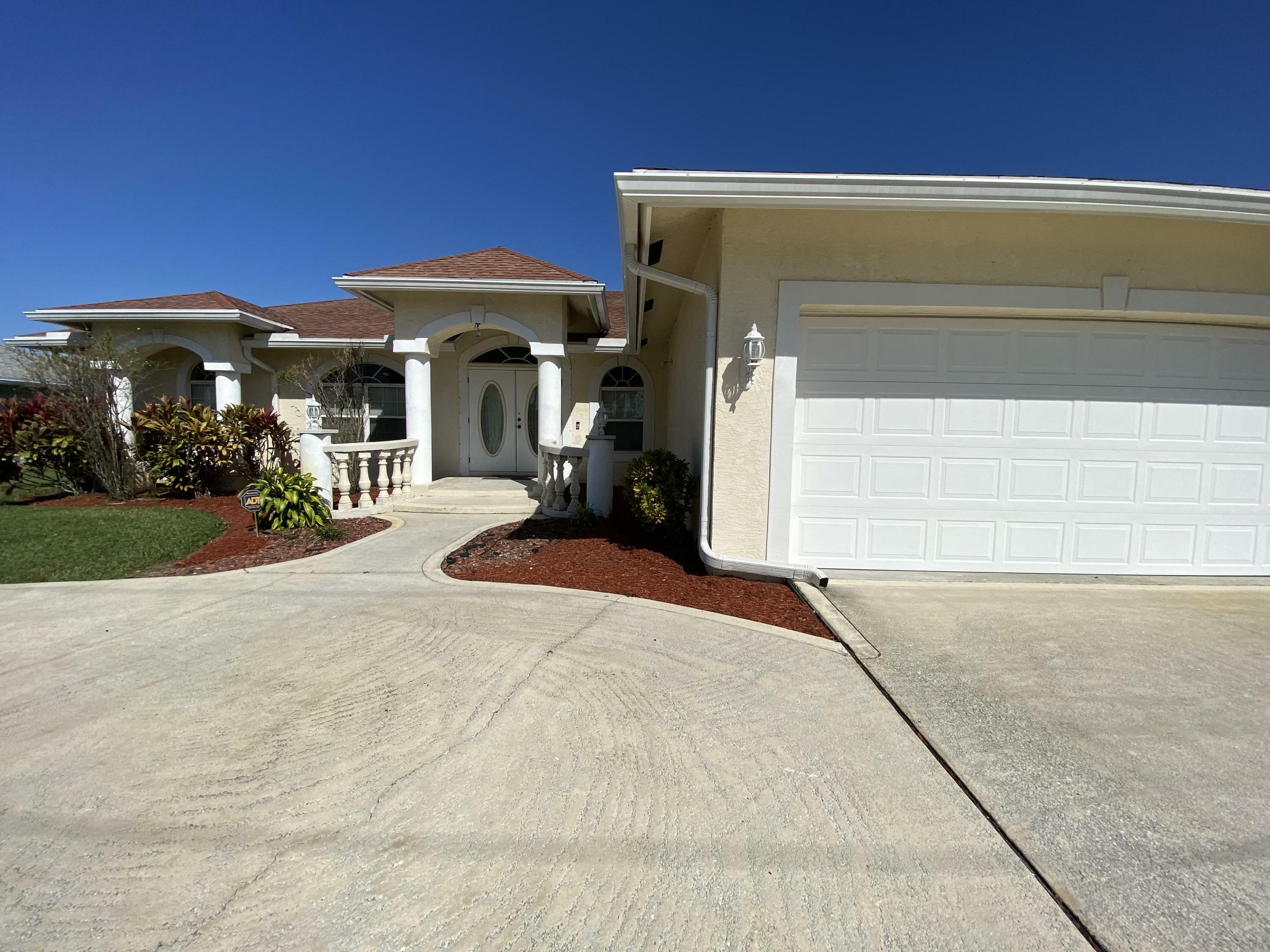 Property Photo:  3236 SE West Snow Road  FL 34984 