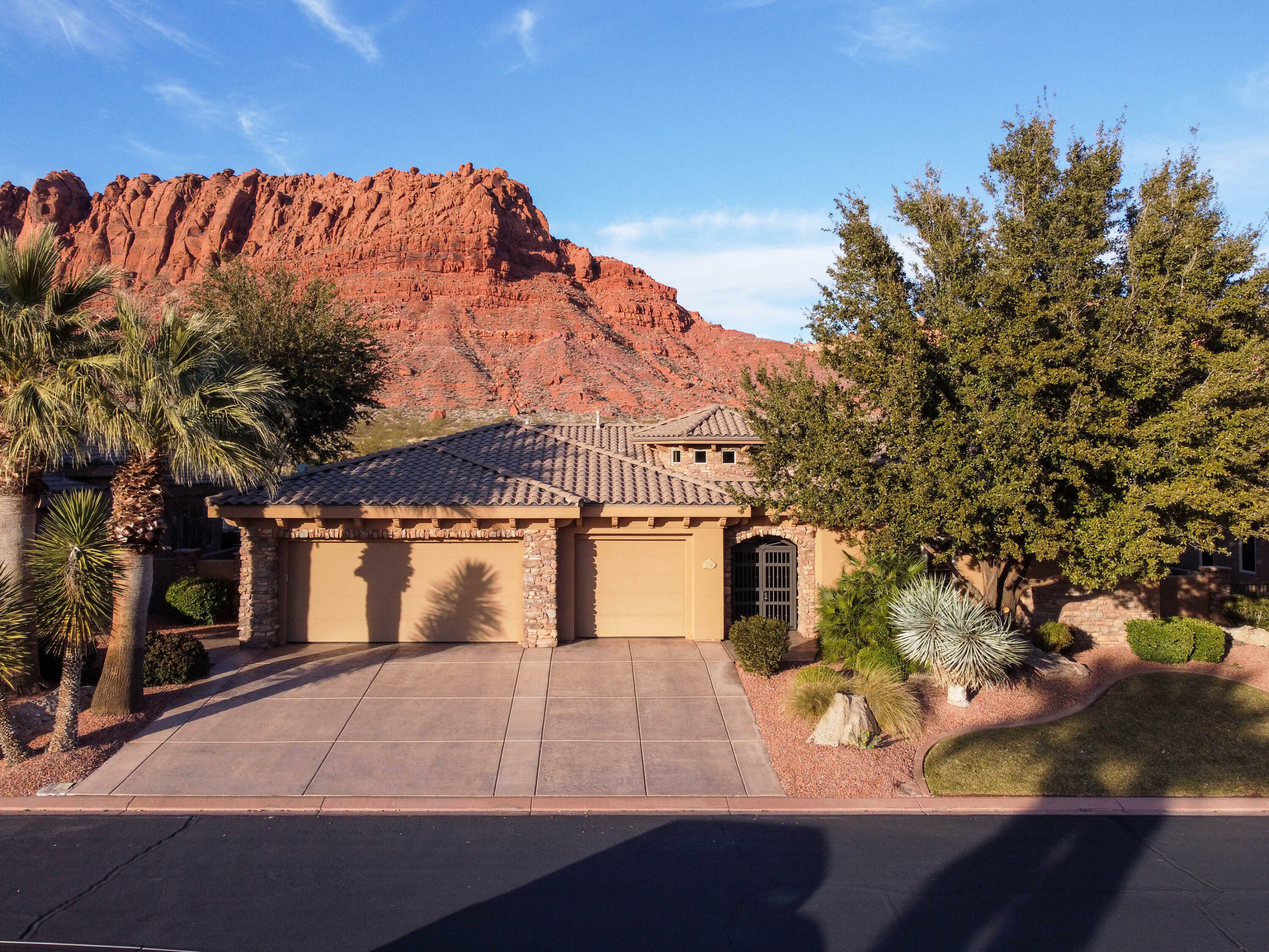 Property Photo:  340 N Snow Canyon Dr #19  UT 84738 