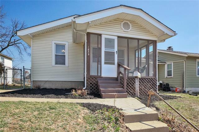 Property Photo:  1835 N 27th Street  KS 66104 