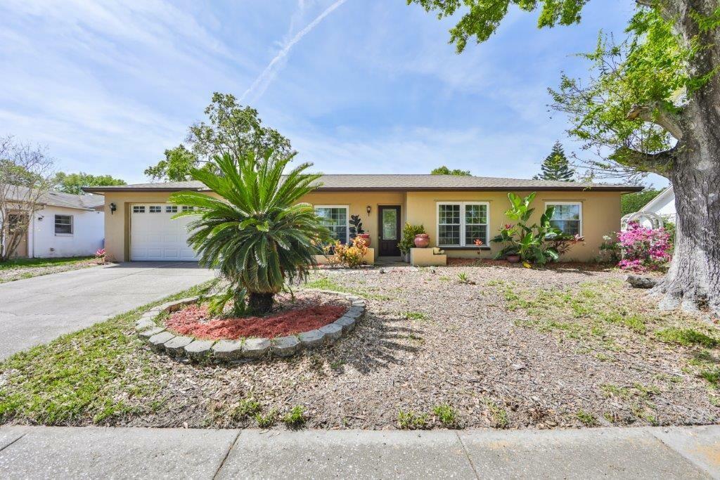 Property Photo:  3727 Greenford Street  FL 33596 