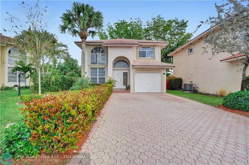 Property Photo:  620 Turtle Run  FL 33326 