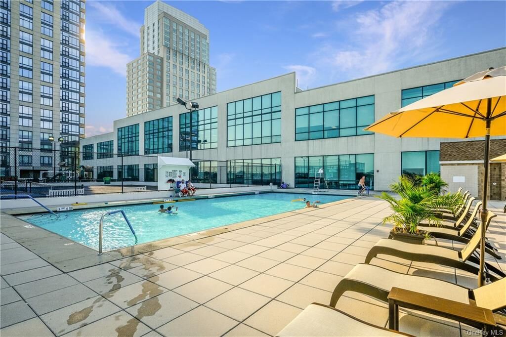 Property Photo: 10 City Place 9C NY 10601
