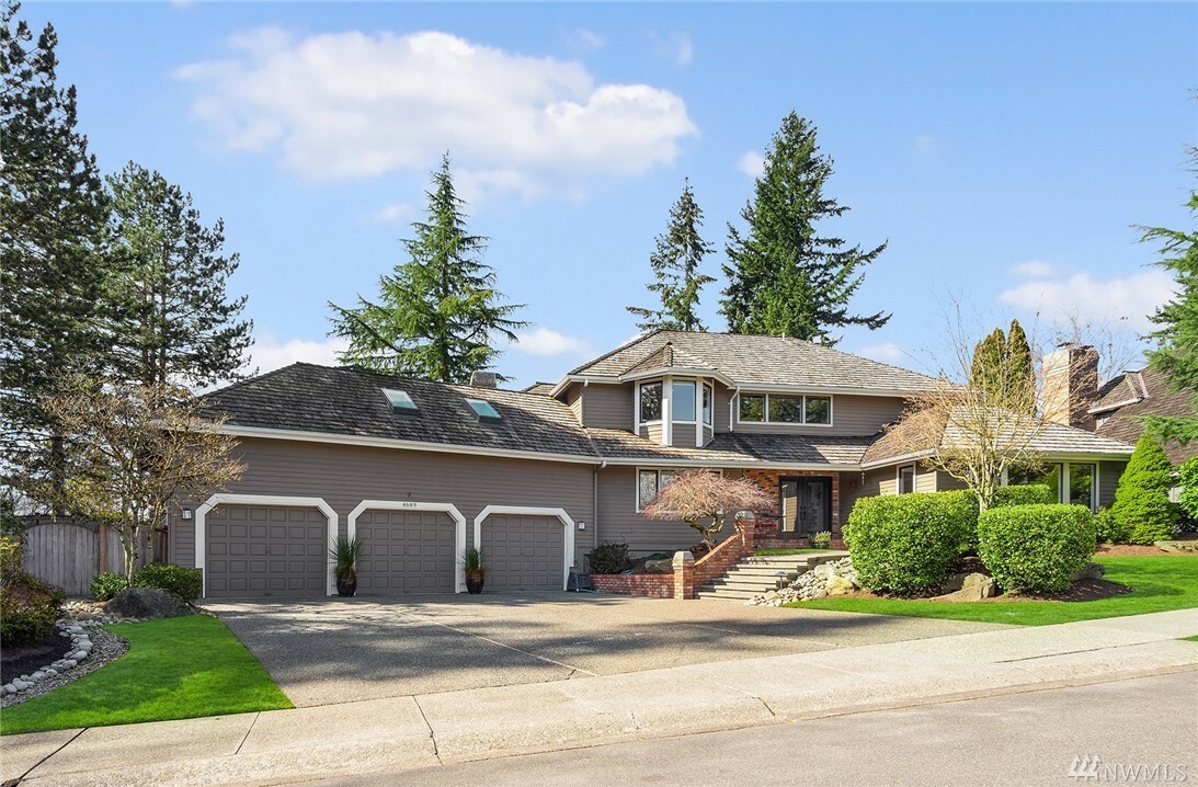 Property Photo: 4689 174th Ave SE WA 98006