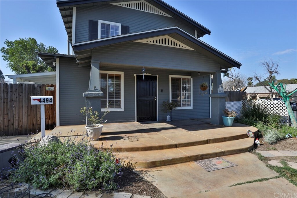 Property Photo: 4494 Elmwood Court CA 92506