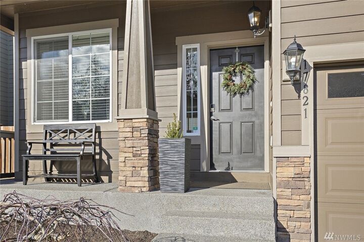 Property Photo: 17821 111th St Ct E WA 98391