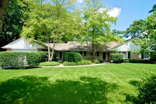 Property Photo:  500 King Muir Road  IL 60045 