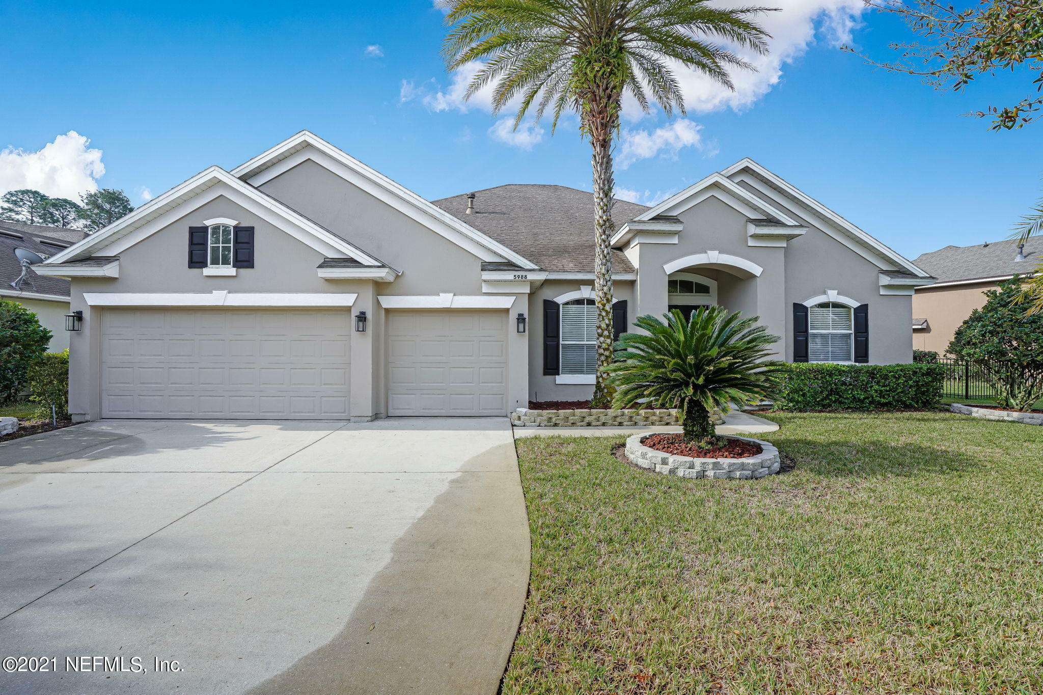 Property Photo: 5988 Shadehill Road FL 32258