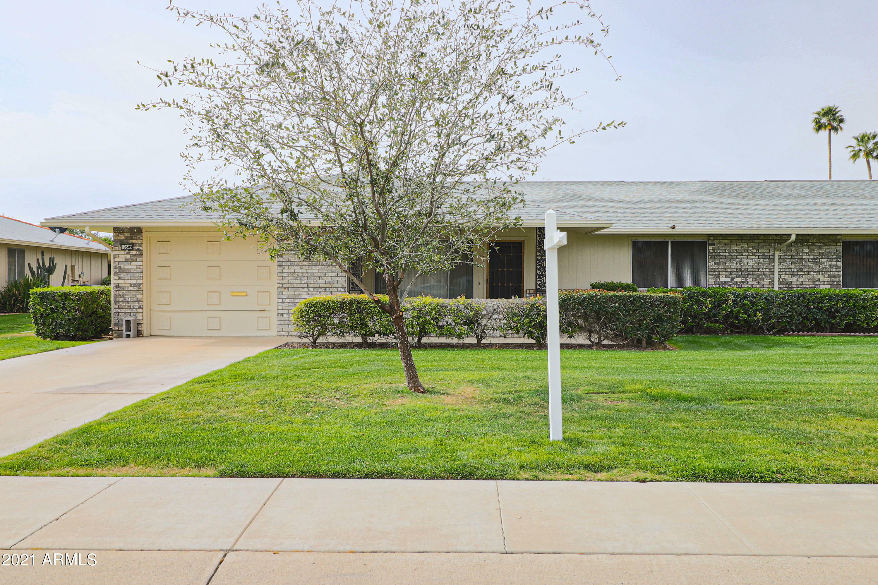 Property Photo:  9609 W Oak Ridge Drive  AZ 85351 