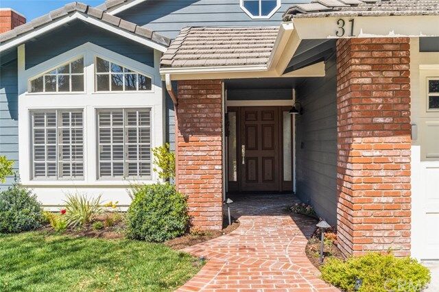 Property Photo: 31 Manorwood CA 92679