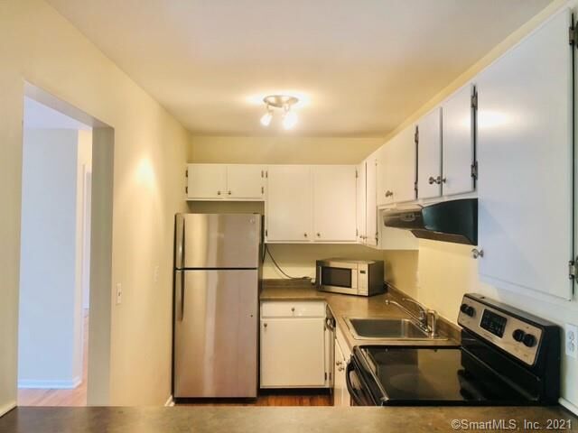 Property Photo:  69 Harbor Avenue B2  CT 06605 