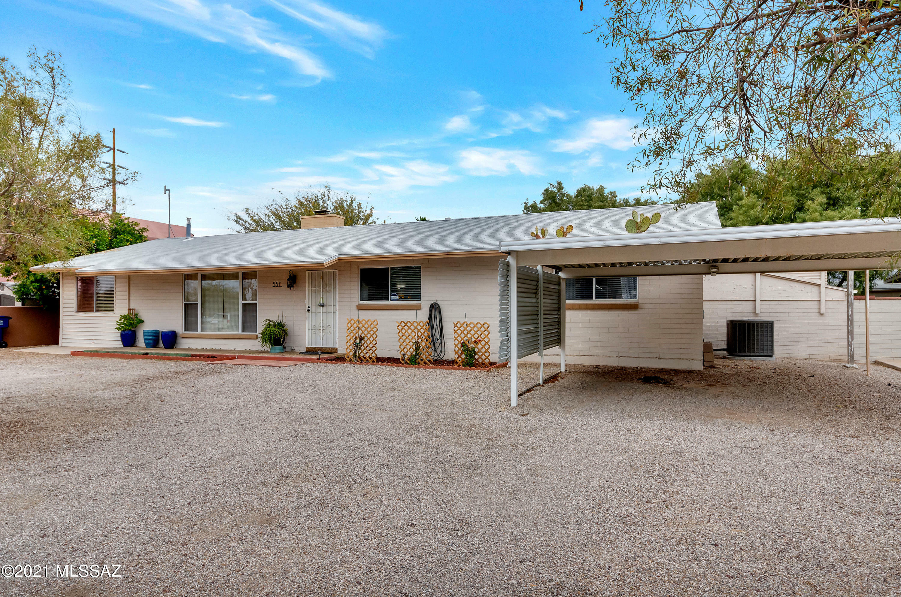 Property Photo:  5511 E Silver Street  AZ 85712 