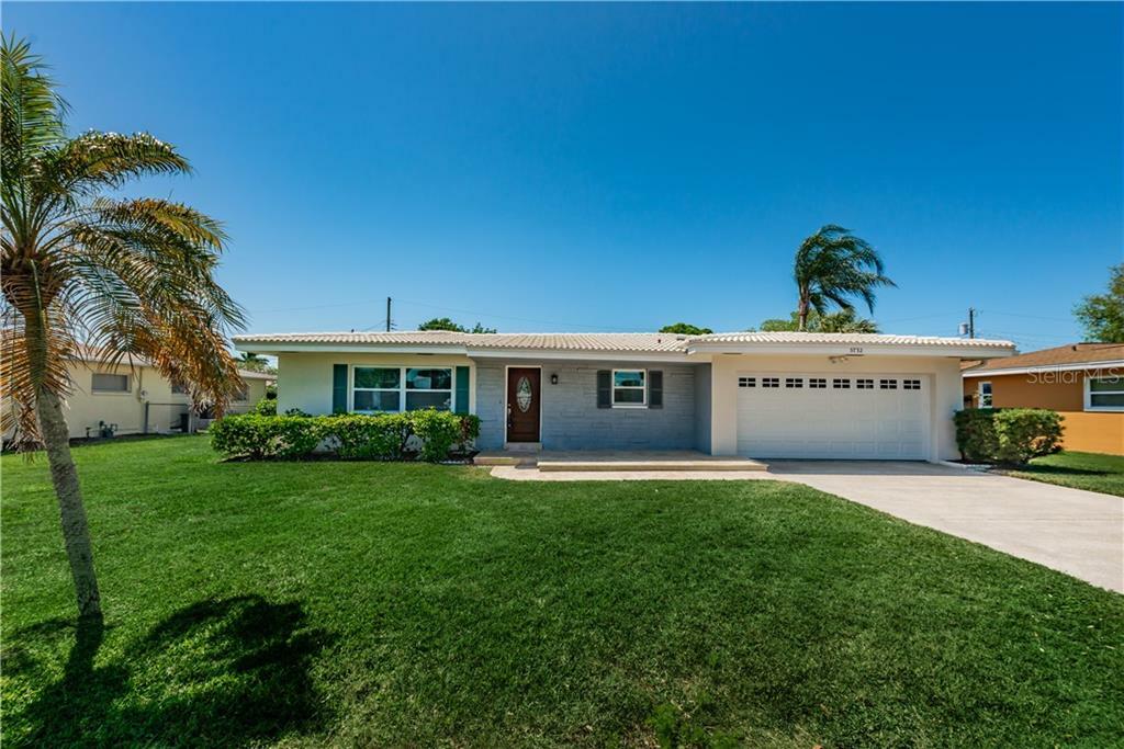 Property Photo:  5732 Bayshore Drive  FL 33772 