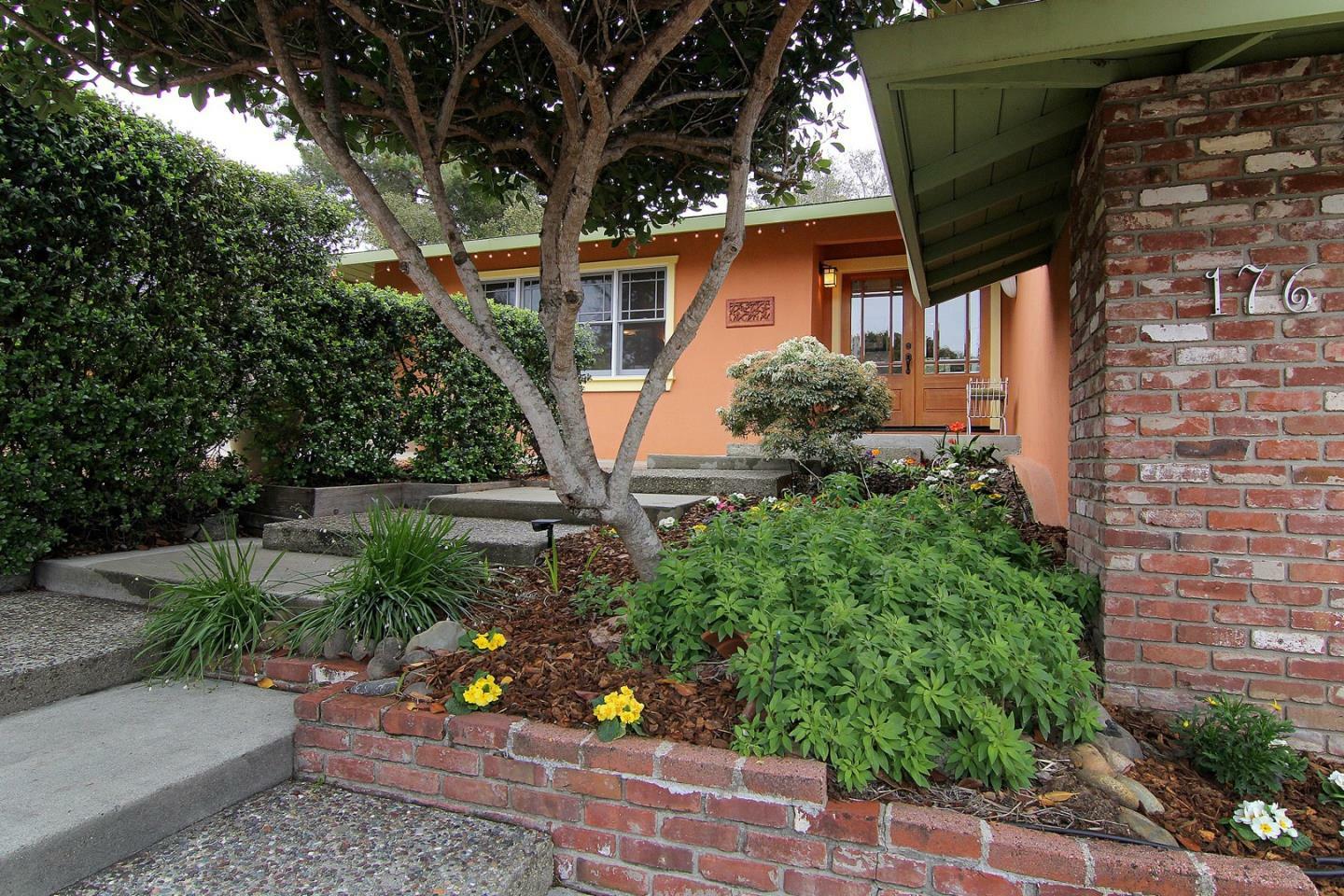 Property Photo:  176 Kenny Avenue  CA 95065 