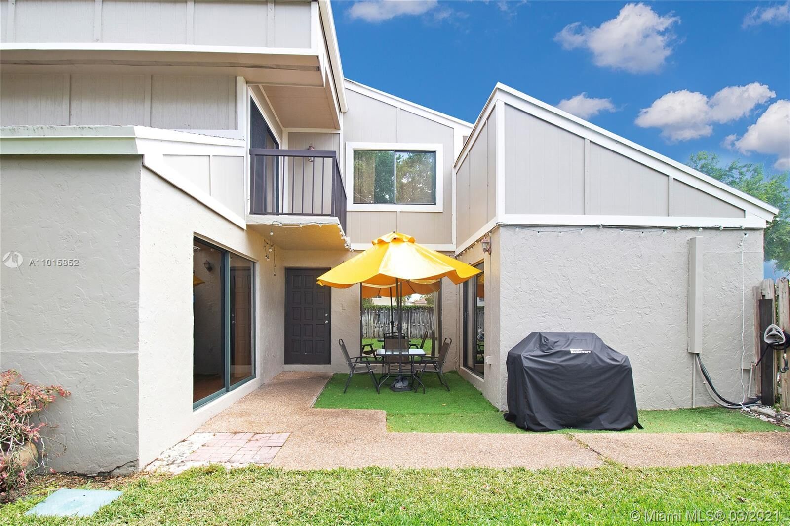 Property Photo: 13299 NW 5th St 103 FL 33325